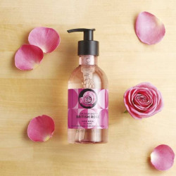 Nulla placeat dolor et sunt et neque.